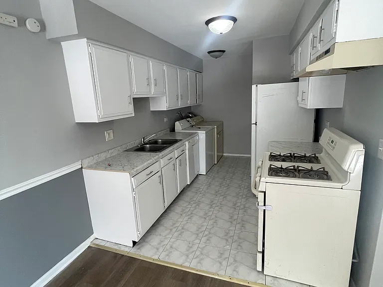 7 Marywood Ln — Photo 6