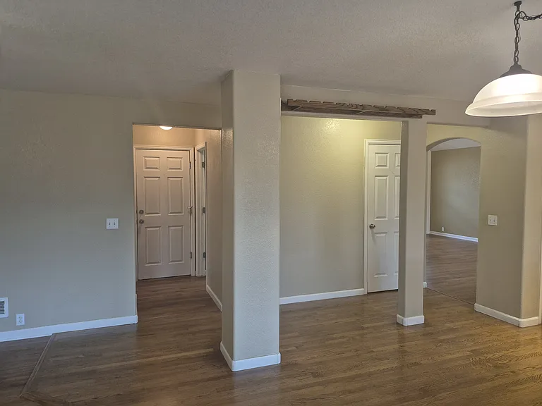 5496 Ansel Dr — Photo 10