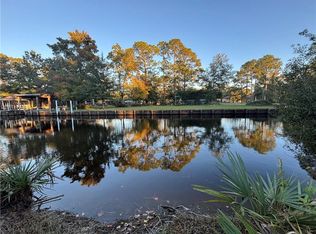 Muriel Ln, Lacombe, LA 70445