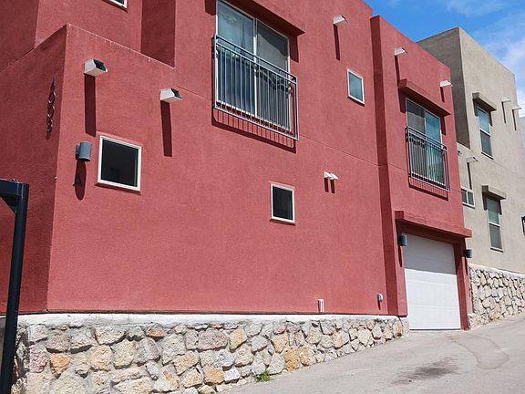 3rd image of 4008 Camelot Heights Dr #A
