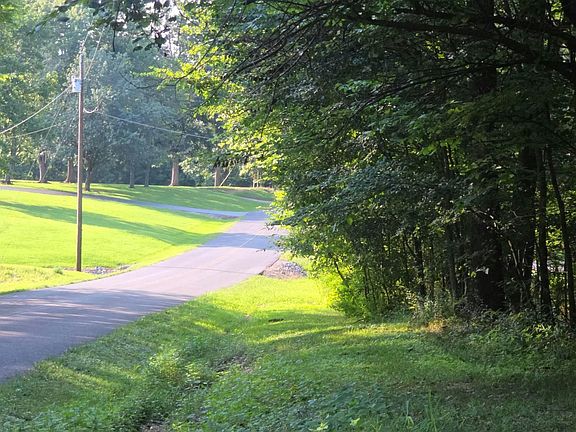 4th image of 517 Bill Butler Rd