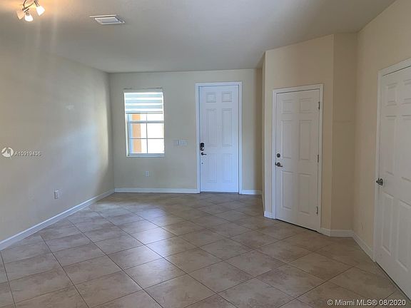 4th image of 11369 NW 87th Ln #0