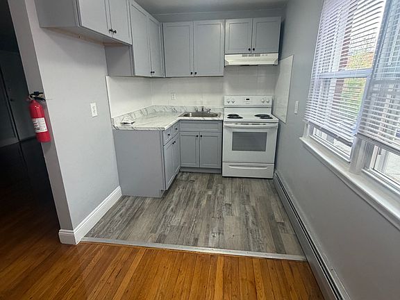 2nd image of 511-513 Lidgerwood Ave #C7