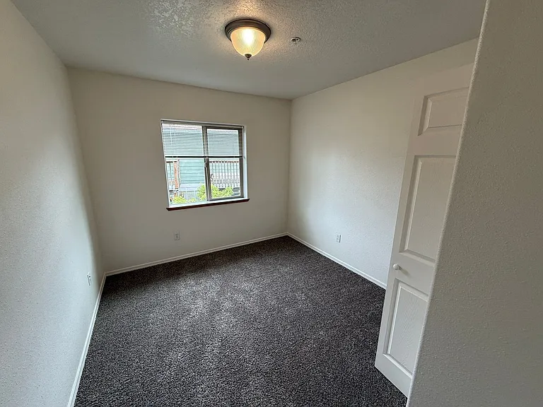 The Firs Apartments — Photo 48