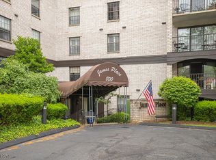 800 Brick Mill Run APT 103, Westlake, OH 44145