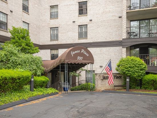 800 Brick Mill Run APT 103, Westlake, OH 44145