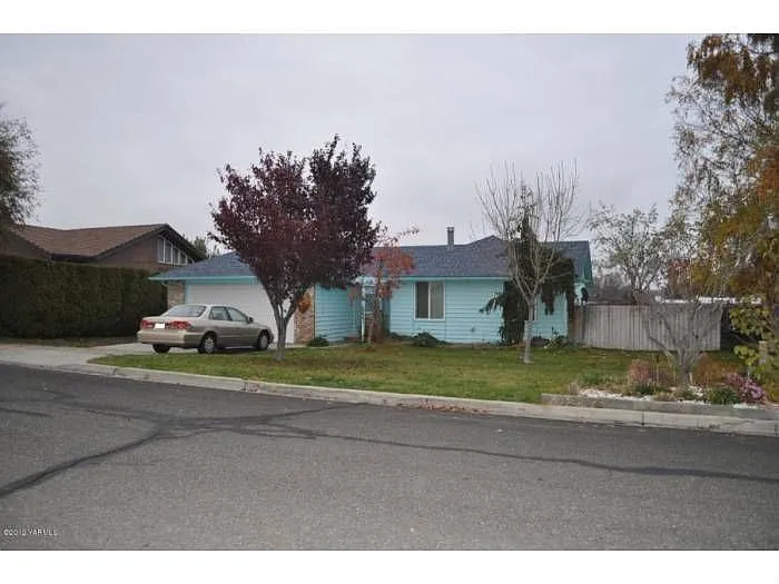 205 S 74th Ave photo 1