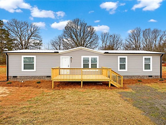 2nd image of 103 Windfield Hill Rd