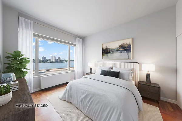 Bedroom, photo 1