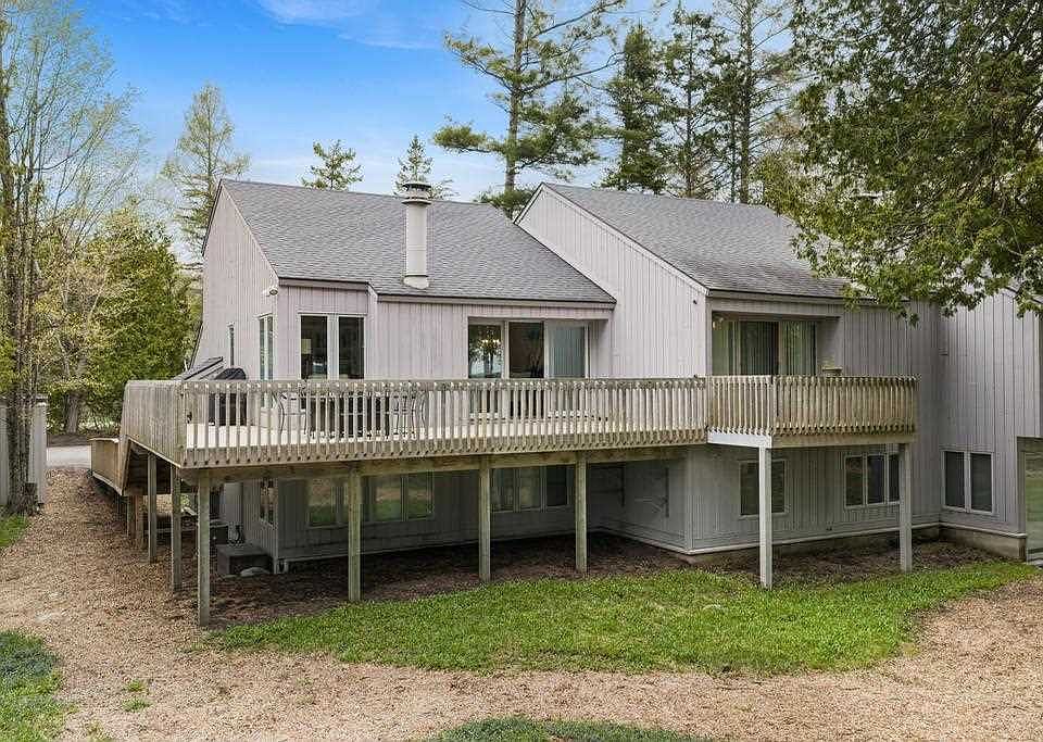 1st image of 773 Beach Rd