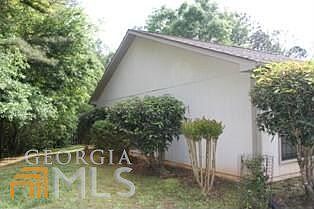 3rd image of 311 River Run Dr