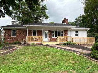 1202 N 2nd St, Boonville, IN 47601
