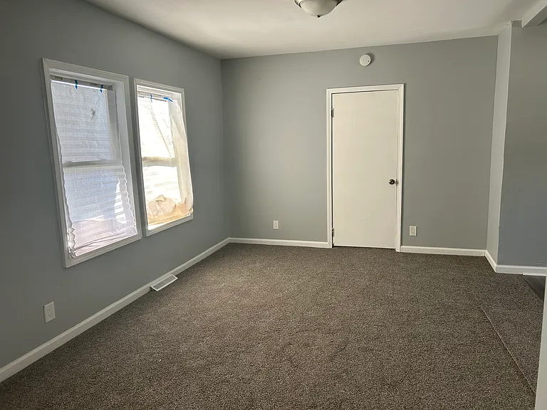 358 Arthur St #1 — Photo 5