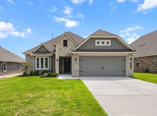 2037 Winepress Rd, Brenham, TX 77833