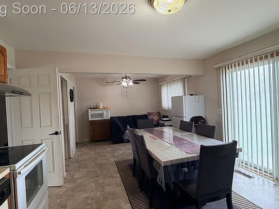 5th image of 3254 Potomac Ave