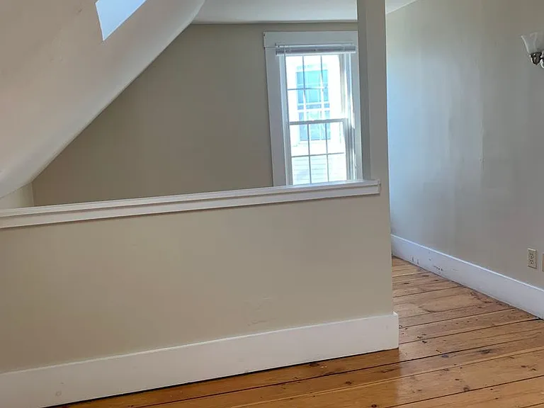 11-13 Kirkland St — Photo 6