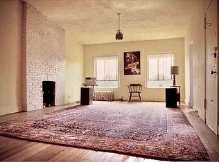 313 E 10th St APT 5, New York, NY 10009