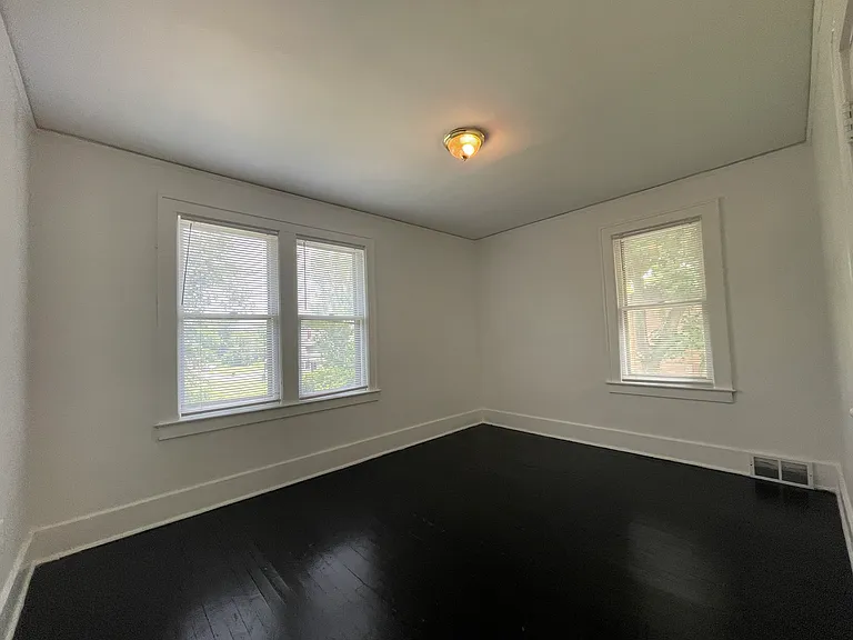 4706 Lakewood St — Photo 12