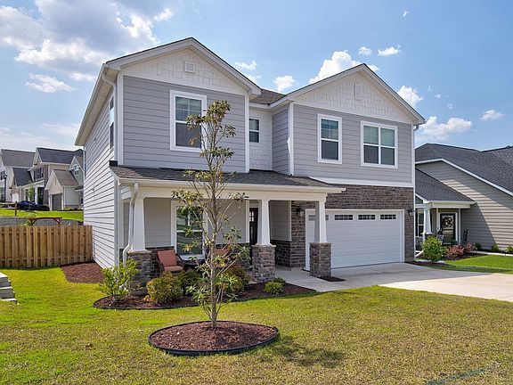 5th image of 5011 Lincoln Reece Ln