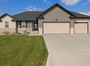 4602 E Palma Ct, Ozark, MO 65721