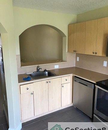 4th image of 1251 SE 31st Ct Unit 103