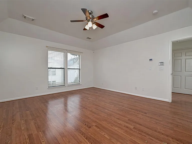 5410 Rose St — Photo 28