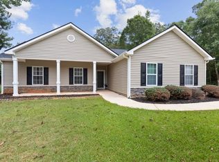 25 Chase Dr, Covington, GA 30016
