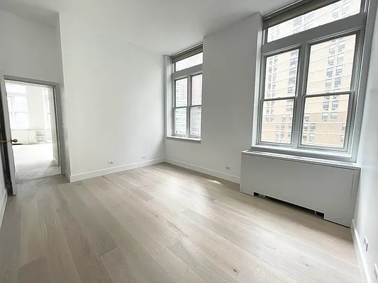 Rented by Tabak Real Estate | media 28