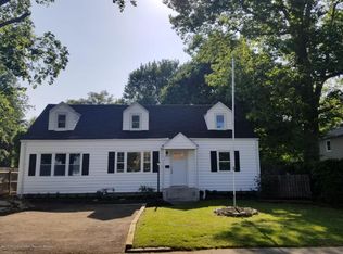 123 Alameda Ct, Shrewsbury, NJ