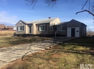 218 Sharon Ave, Lenoir, NC 28645