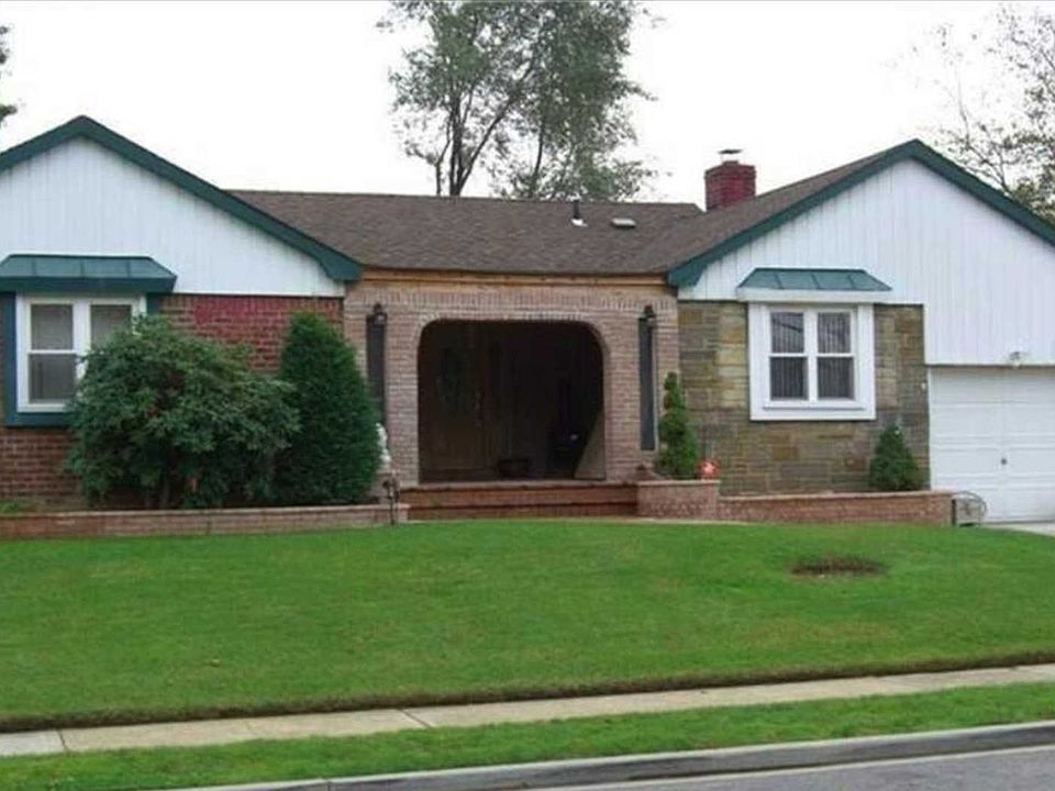 1st image of 707 Lorentz St