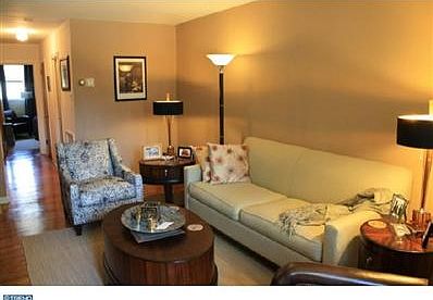 3rd image of 3947 Lankenau Ave