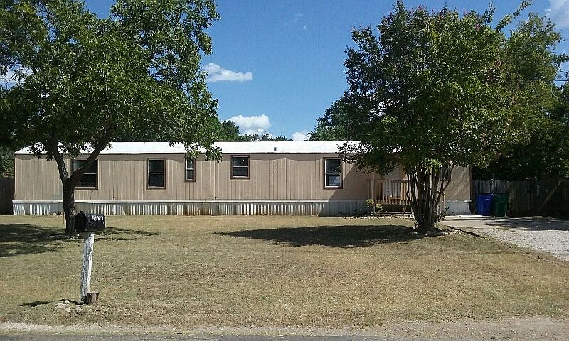 1st image of 202 Cypress Ln