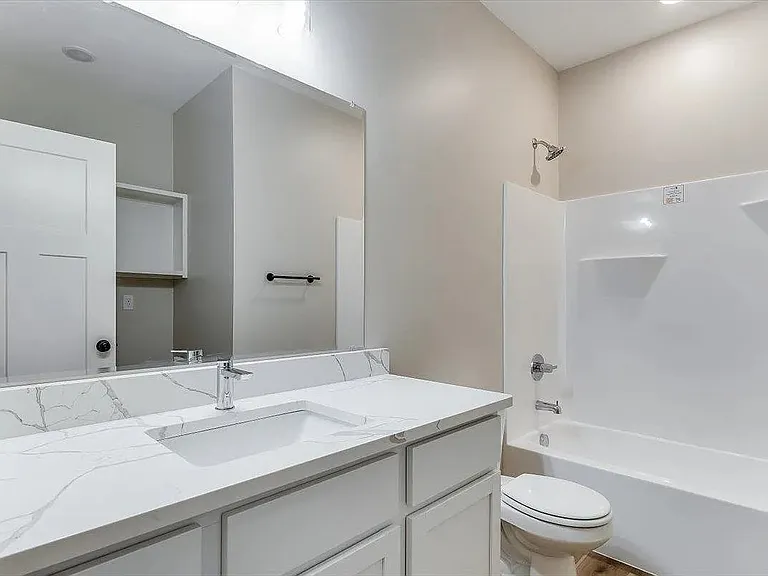 17018 W Lawson St — Photo 8