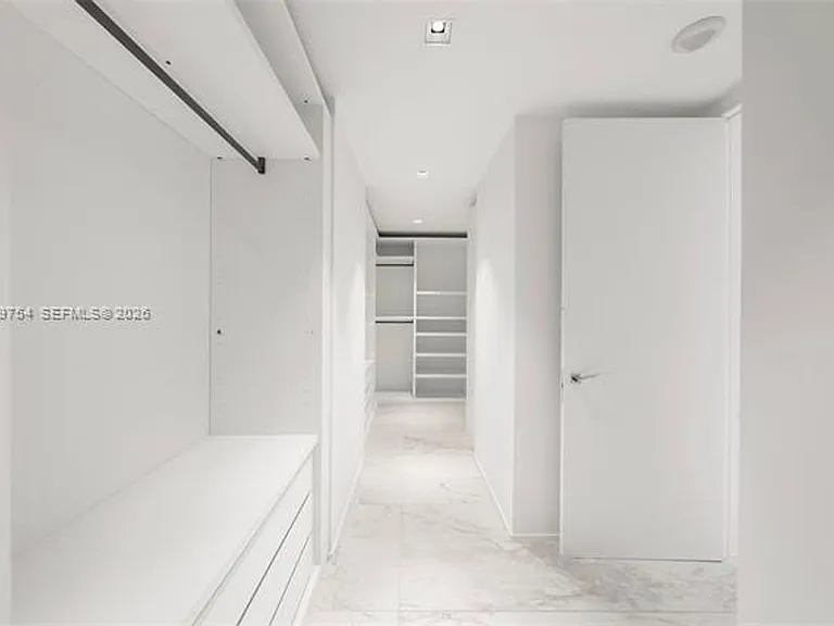 1000 Biscayne Blvd #1201 — Photo 64