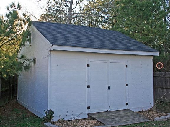 Shed
