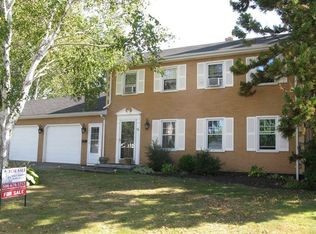 71 Brian Ave, Somerset, MA 02726