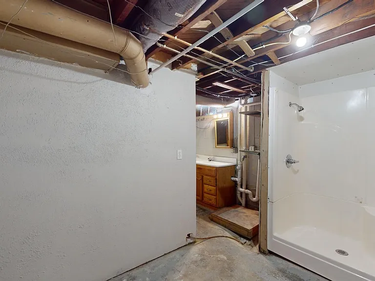 3121 Lincoln Way — Photo 18