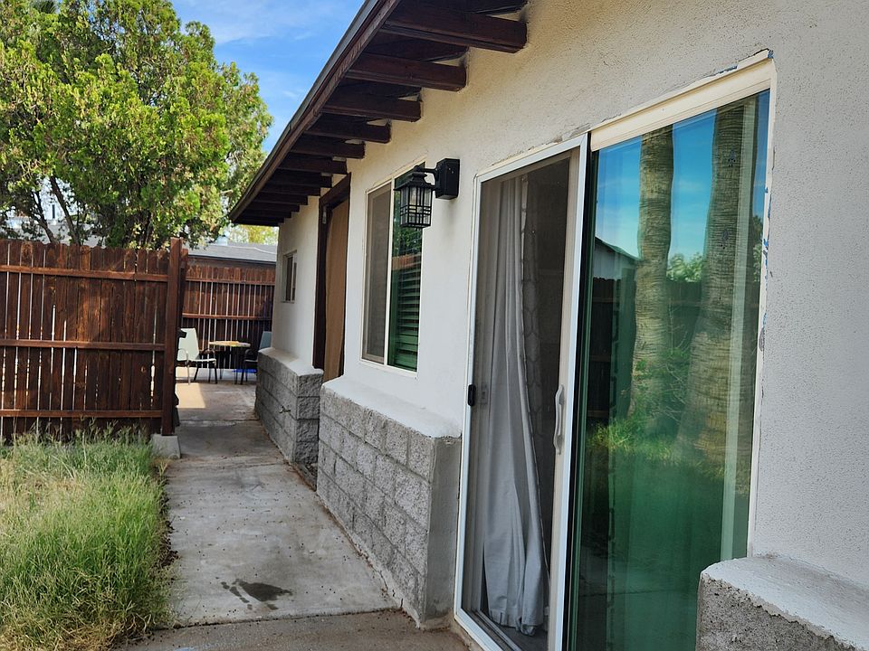 1st image of 2347 W Vista Ave