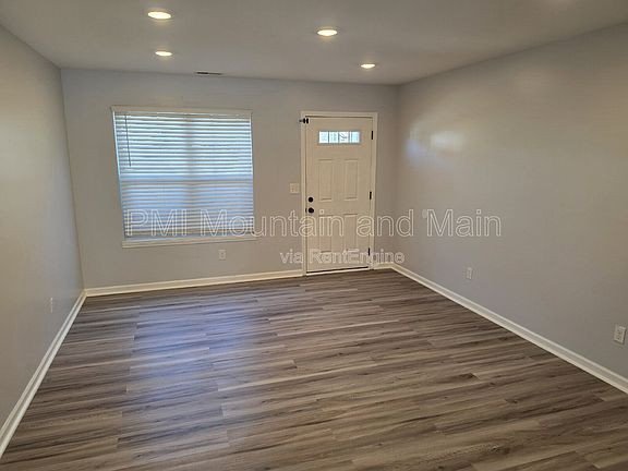 2nd image of 25 Barnett Shoals Dr