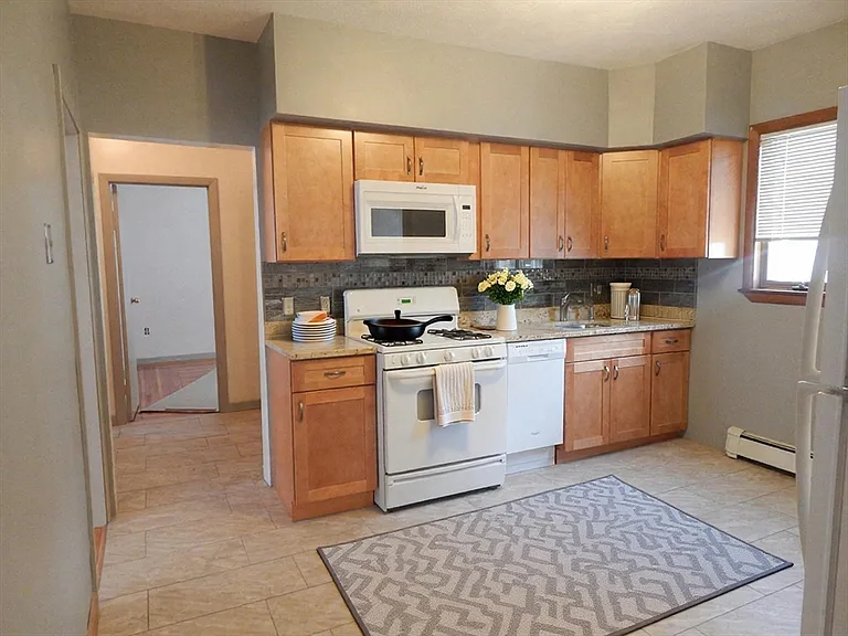 116 Grant Ave #16 — Photo 1