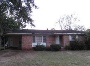 546 Highland Oaks Dr, Tuscaloosa, AL 35405