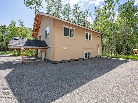3rd image of 5281 E McDowell Rd