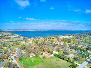8209 Golden Oaks Rd, Oklahoma City, OK 73127