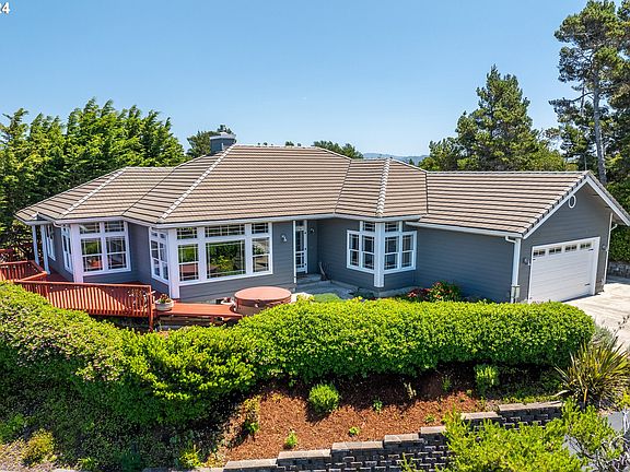 5th image of 51 Shoreline Dr