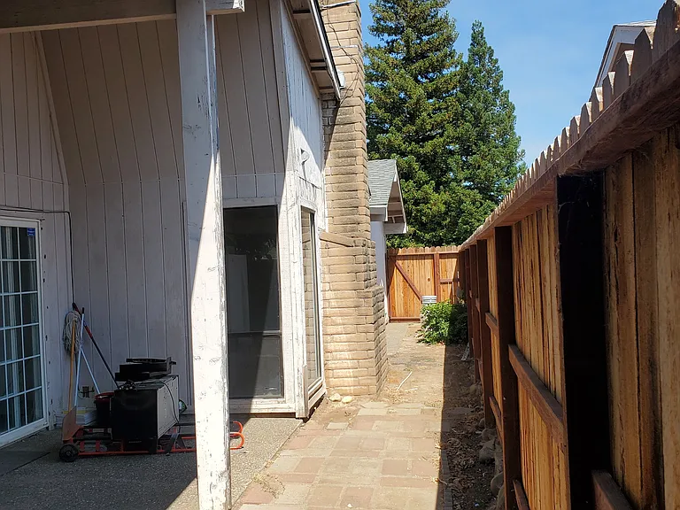 2434 Stokewood Way — Photo 18