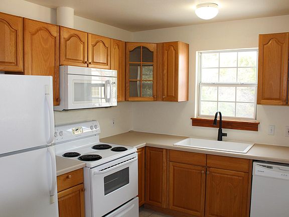 4th image of 107 S Laurelwood Dr APT B