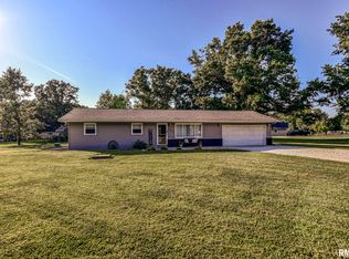 1208 Brantley Rd, Taylorville, IL 62568