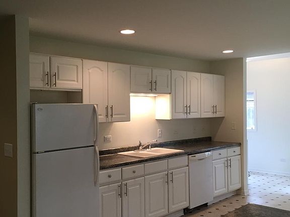 4th image of 25236 W Highland Ave