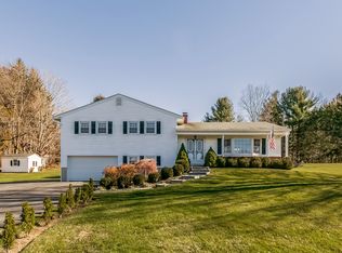 1 Daniel Rd, North Salem, NY 10560